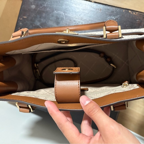 Michael Kors Cream and Tan Satchel - Picture 4 of 5